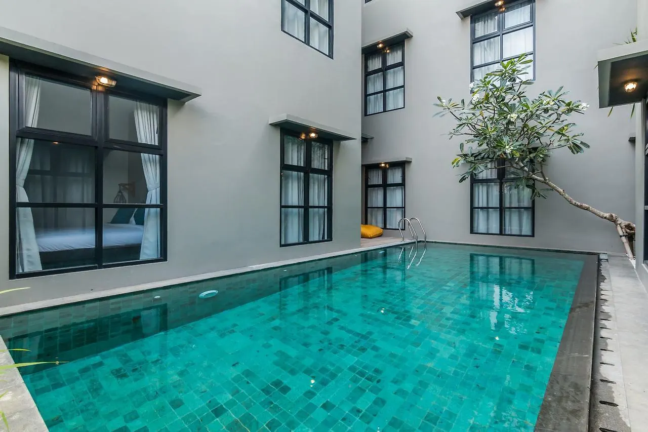 ** Otel Zen Rooms Plawa Seminyak Endonezya