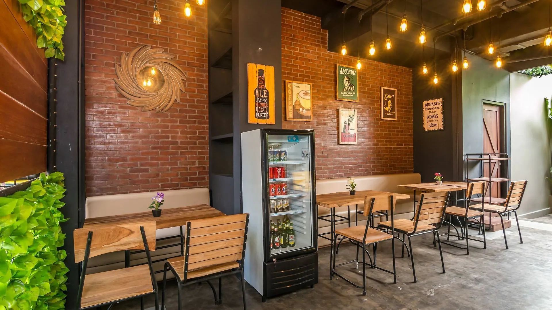 Zen Rooms Plawa Seminyak 2*,  Endonezya